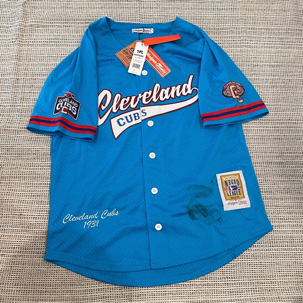 HEADGEAR CLASSICS Men's Cleveland Cubs Royal Button Down Batting Jersey Size L